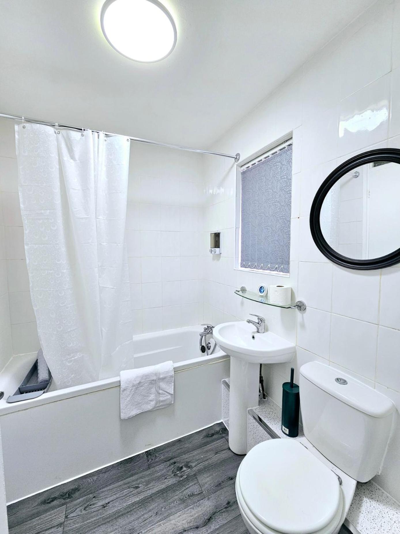 Lushstay Telford - Families, Contractors & Group Of Friends, Long Term Stay Exterior foto